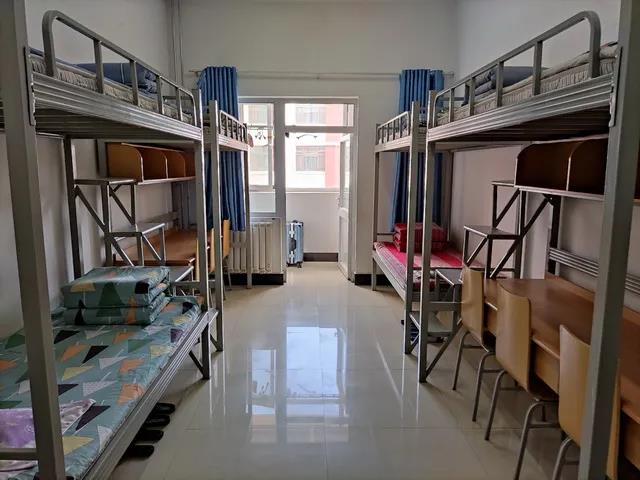 化州一中宿舍图片图片